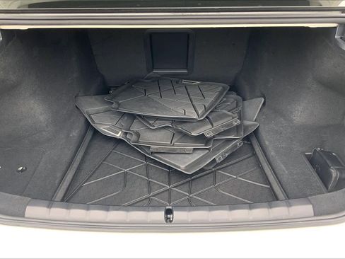 Used 2024 BMW 740i image 34