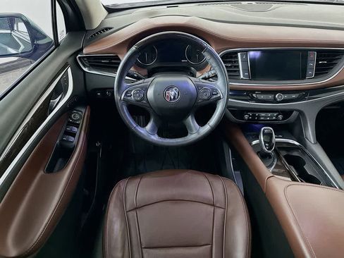 Used 2021 Buick Enclave Avenir w/ Avenir Technology Package FWD image 10