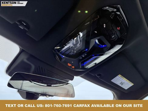 Used 2025 BMW 740i xDrive image 28