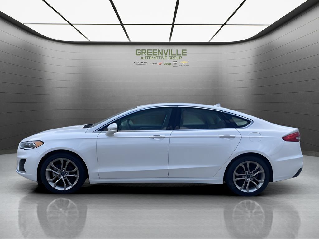 Used 2019 Ford Fusion SEL FWD image 2