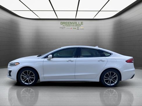 Used 2019 Ford Fusion SEL FWD image 2
