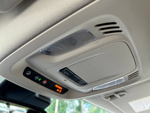 Used 2023 Buick Envision Essence FWD image 31