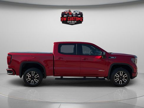 Used 2023 GMC Sierra 1500 AT4 w/ AT4 Premium Package AWD/4WD image 8