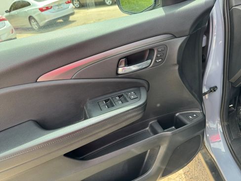 Used 2022 Honda Pilot Special Edition image 11