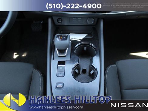 New 2025 Nissan Rogue S image 17