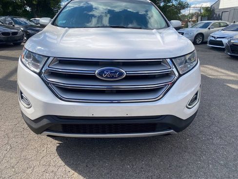 Used 2018 Ford Edge SEL w/ Equipment Group 201A AWD/4WD image 4