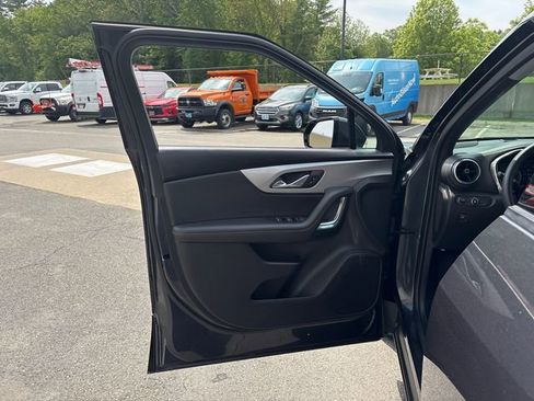 Used 2022 Chevrolet Blazer LT image 21