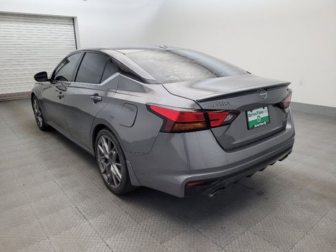 Used 2024 Nissan Altima 2.0 SR FWD image 5