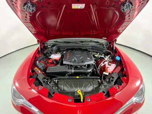 New 2025 Alfa Romeo Stelvio Sprint image 9