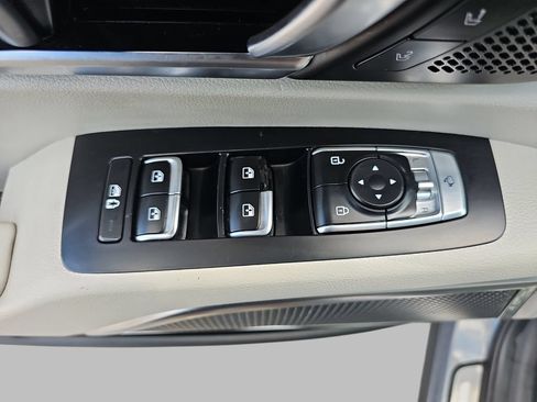 Used 2023 Kia Telluride SX Prestige AWD/4WD image 35