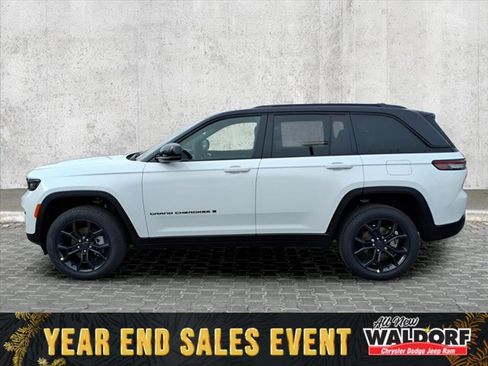New 2025 Jeep Grand Cherokee Limited image 4