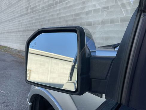 Used 2020 Ford F150 Platinum image 5