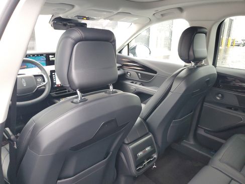 New 2026 Lincoln Nautilus Reserve w/ Jet Appearance Package image 29