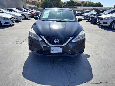 Used 2018 Nissan Sentra S w/ S Midnight Style Package FWD image 10
