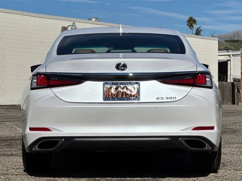 Used 2024 Lexus ES 350 w/ Premium Package image 5