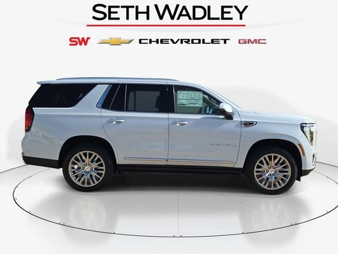 New 2026 GMC Yukon Denali w/ Denali Reserve Package AWD/4WD image 8
