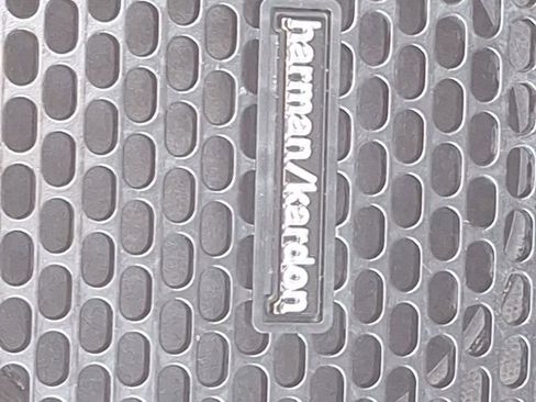 Used 2023 Dodge Challenger R/T w/ Plus Package image 26