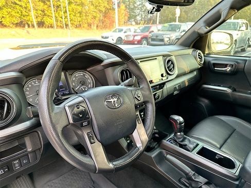 Used 2019 Toyota Tacoma TRD Pro image 10