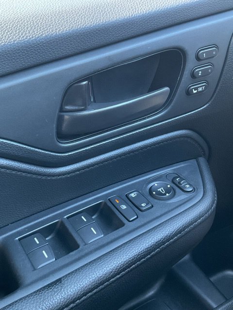 Used 2024 Honda Odyssey Sport image 43