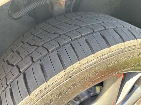 Used 2006 Porsche Cayenne Turbo S AWD/4WD image 15