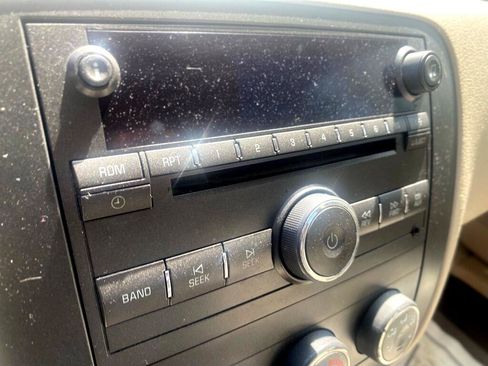 Used 2007 Buick Lucerne CX image 12