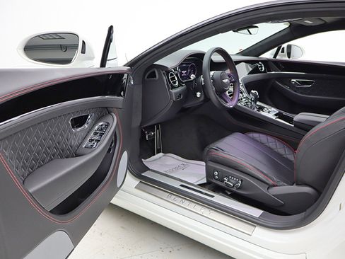 Certified 2021 Bentley Continental GT image 42