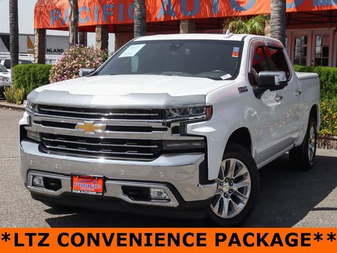 Used 2019 Chevrolet Silverado 1500 LTZ w/ LTZ Premium Package image 4