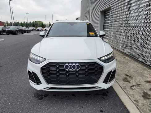 Certified 2024 Audi Q5 2.0T Prestige AWD/4WD image 11