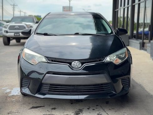 Used 2016 Toyota Corolla LE FWD image 7