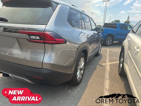 Used 2025 Toyota Grand Highlander AWD Hybrid image 4