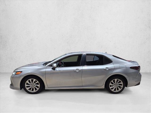 Used 2021 Toyota Camry LE FWD image 6