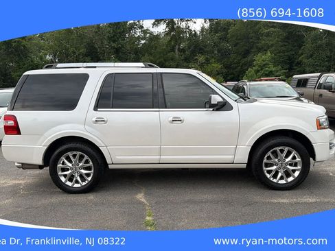 Used 2017 Ford Expedition Limited w/ Equipment Group 301A AWD/4WD image 4