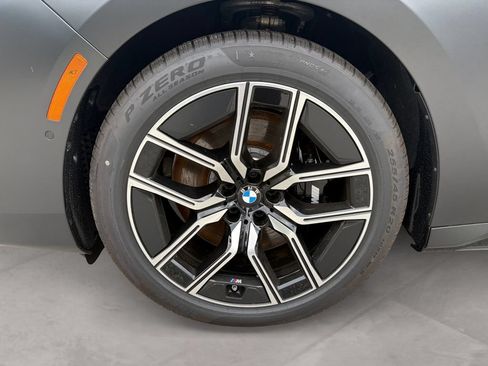 New 2026 BMW 740i xDrive AWD/4WD image 14