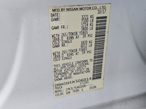 Used 2018 Nissan Titan SV image 23