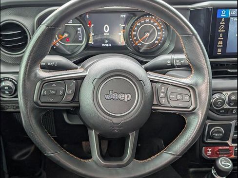 Used 2024 Jeep Gladiator Mojave w/ Safety Group AWD/4WD image 12
