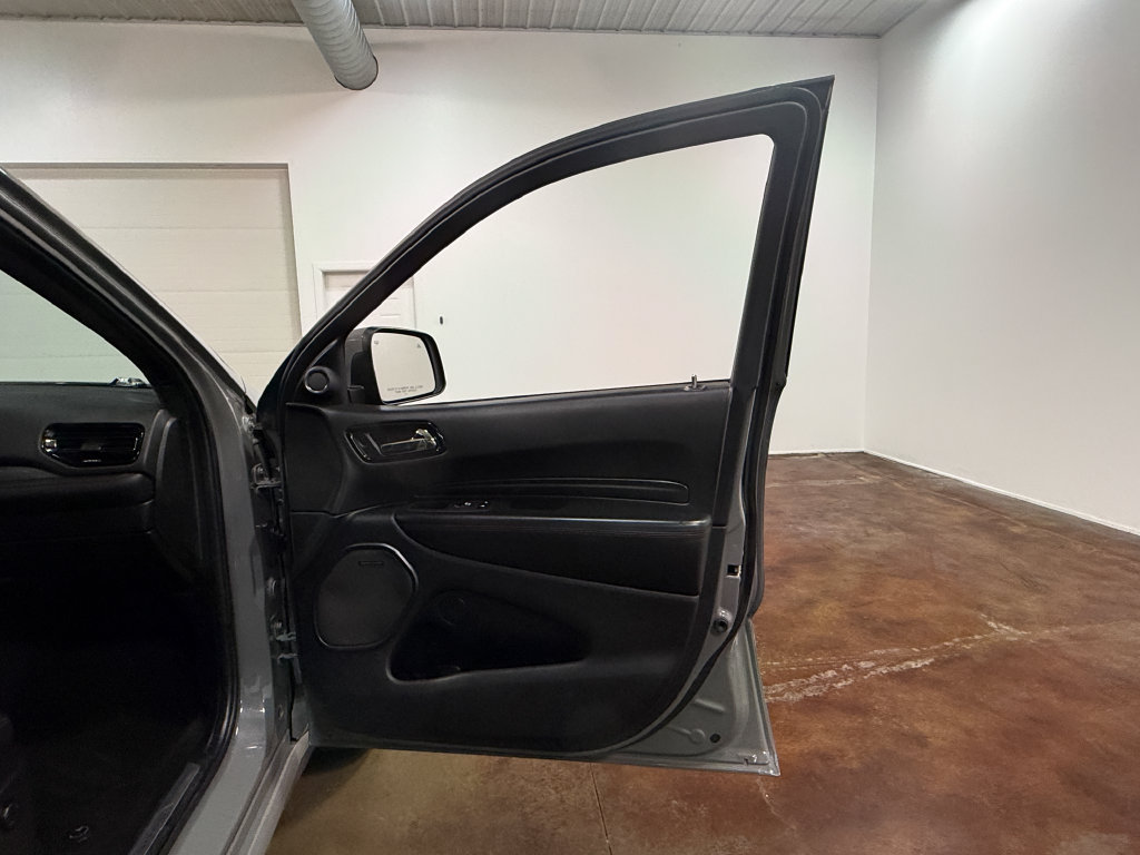 Used 2022 Dodge Durango R/T w/ Tow 'N Go Package AWD/4WD image 62