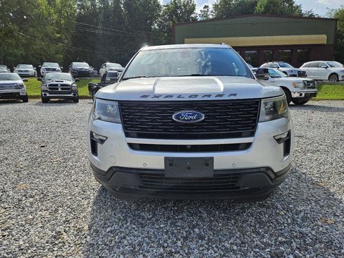 Used 2018 Ford Explorer Sport w/ Equipment Group 401A AWD/4WD image 3