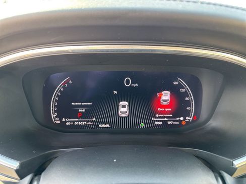 Certified 2025 Acura MDX w/ Technology Package image 13