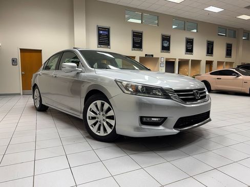 Used 2014 Honda Accord EX-L image 10