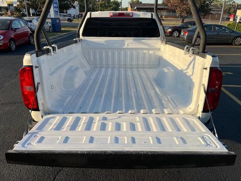 Used 2016 Chevrolet Colorado 2WD Extended Cab image 16