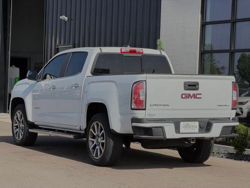Used 2018 GMC Canyon Denali AWD/4WD image 3