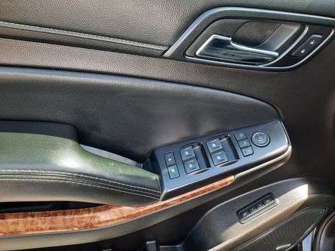Used 2016 Chevrolet Suburban LTZ AWD/4WD image 12