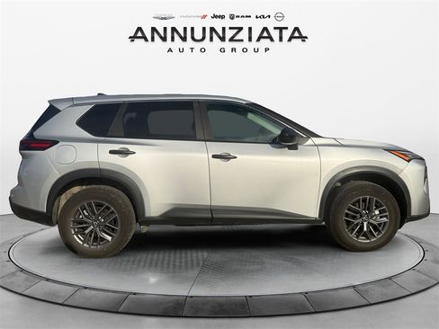 Certified 2024 Nissan Rogue S image 6