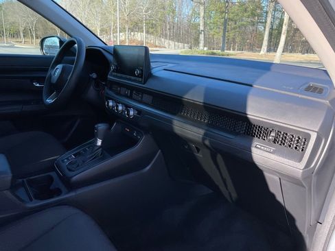 Certified 2025 Honda CR-V LX image 33