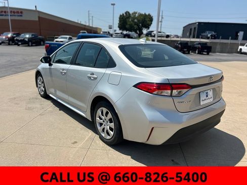 Used 2025 Toyota Corolla LE FWD image 10
