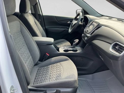 Used 2022 Chevrolet Equinox LT FWD image 15