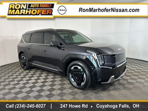 Used 2024 Kia EV9 Land image 1