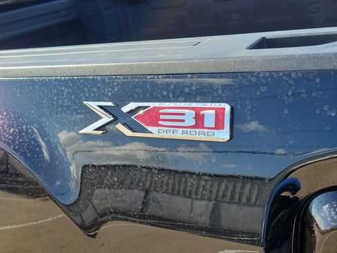 Used 2025 GMC Sierra 2500 SLT w/ Texas SLT Premium Package AWD/4WD image 5
