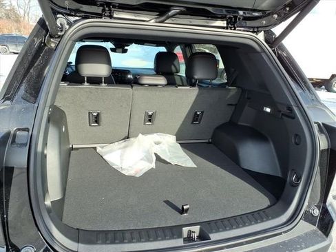 New 2026 Chevrolet Equinox RS w/ Convenience Package III image 4