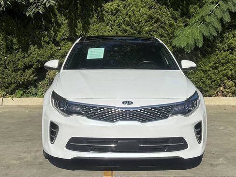Used 2016 Kia Optima SX w/ Chrome Wheel Package FWD image 2